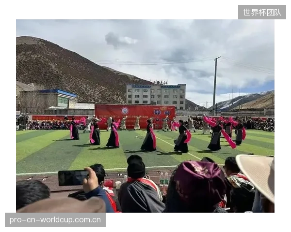 当数百万乡村学生的体能数据被上传至云端，品牌方、校方与服务商之间的数据权责边界在哪里？